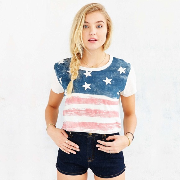UO Pink White Blue USA Flag Crop Top - Picture 2 of 6